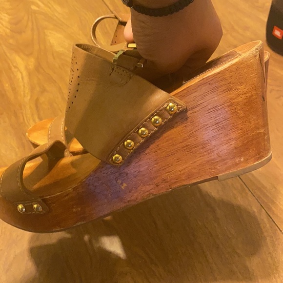 🍁 Tory Burch 🍁 - Picture 5 of 10